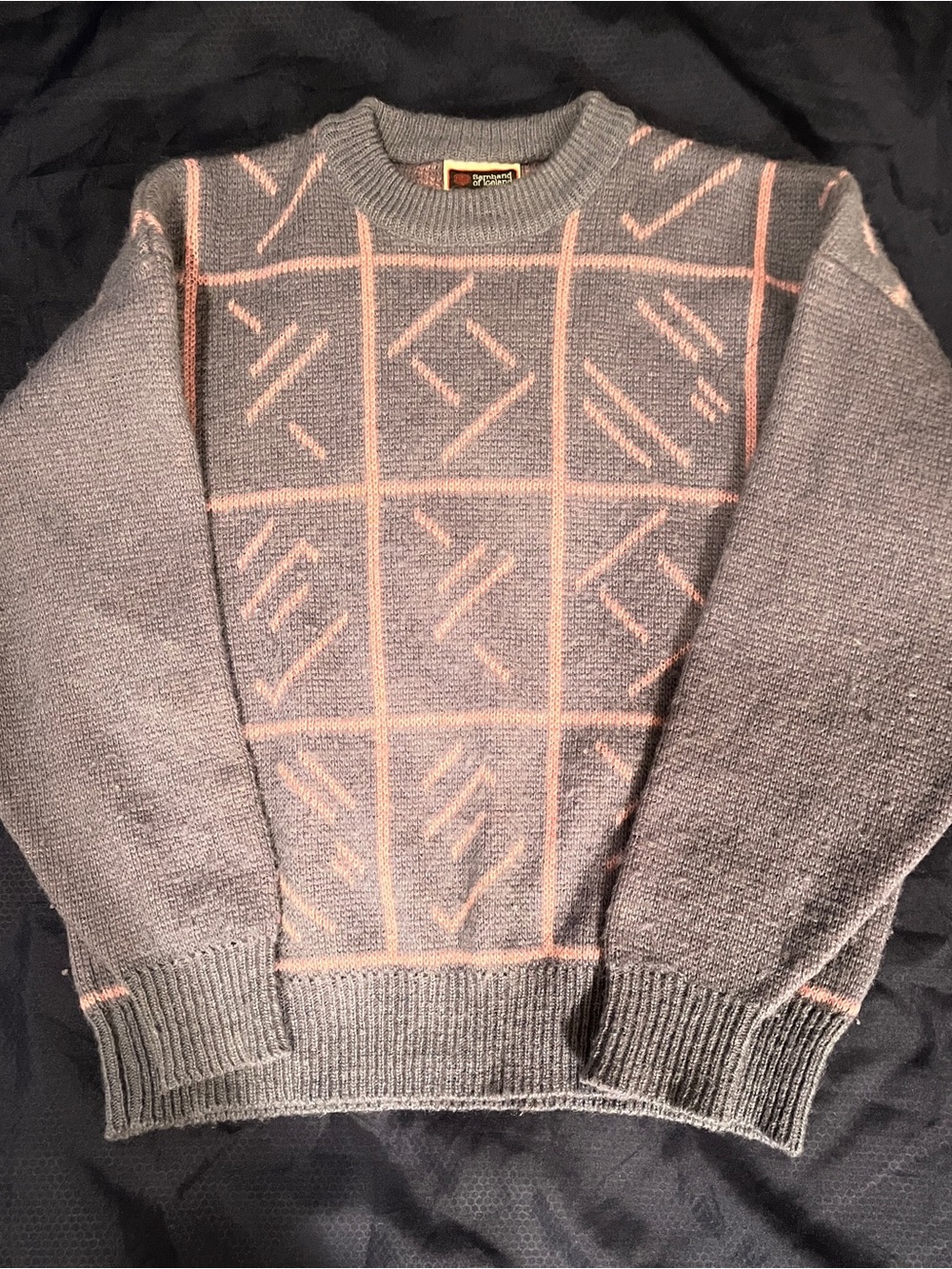 Women’s Icelandic wool sweater